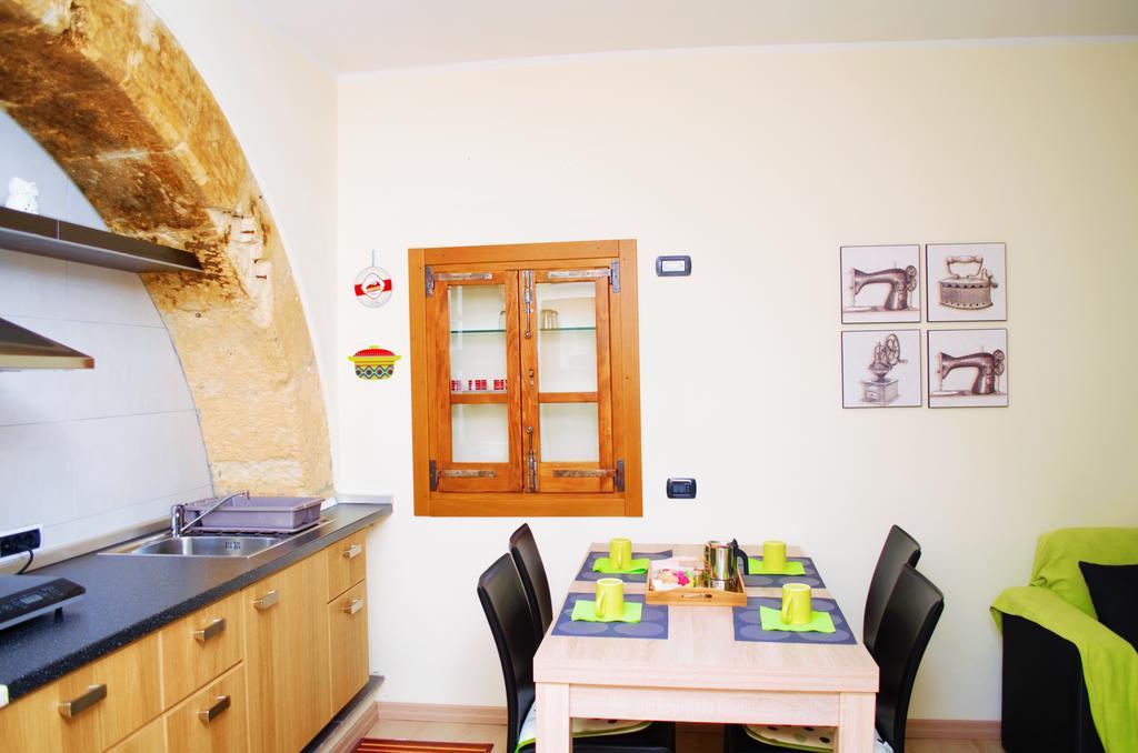 Appartamento San Giovanni Cagliari Pokoj fotografie
