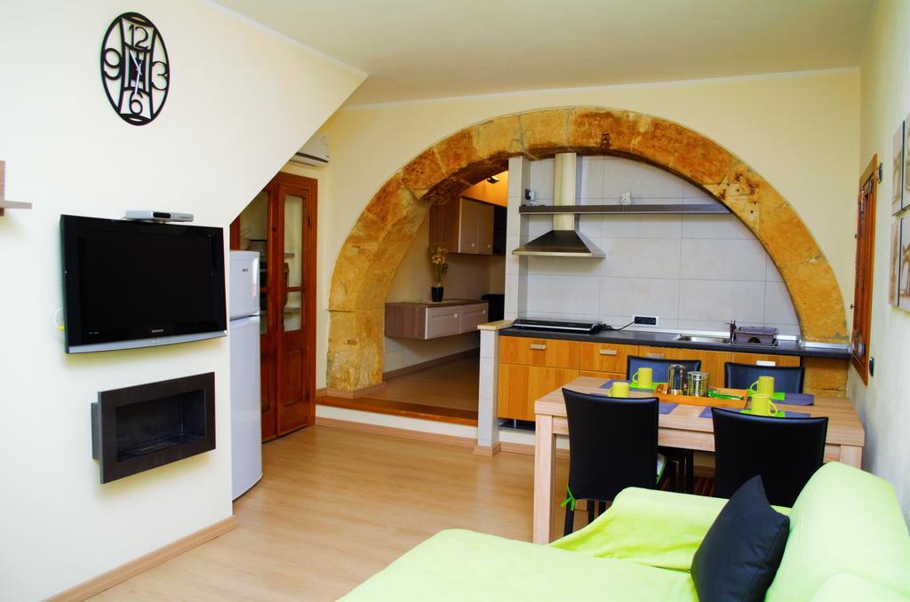 Appartamento San Giovanni Cagliari Pokoj fotografie